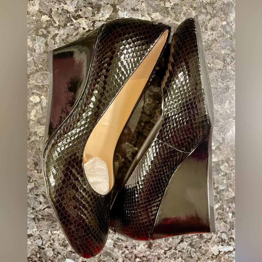 Alex Marie Caela Black Wedges 8M NIB
